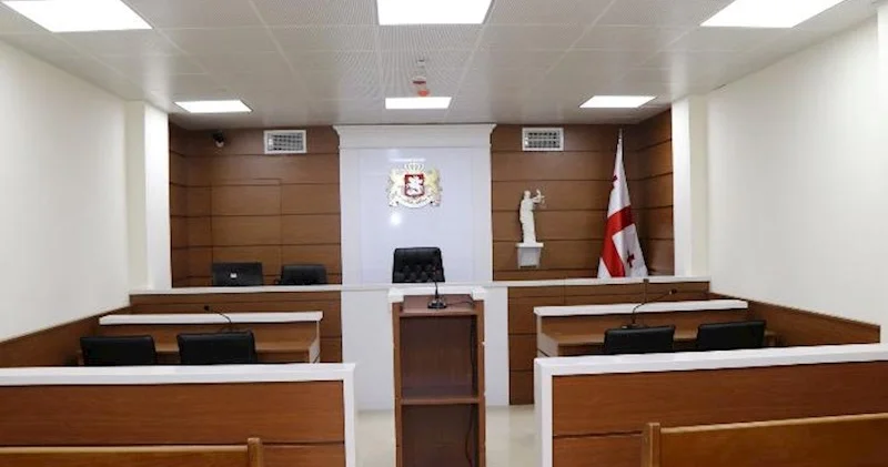 Gürcüstanda qanunsuz neft satan qazaxıstanlılar azadlığa buraxıldı