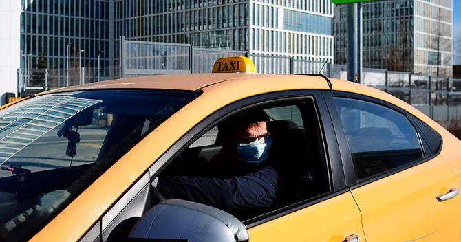 Rusiyada taksi fəaliyyəti ilə məşğul olan miqrantlara PİS XƏBƏR