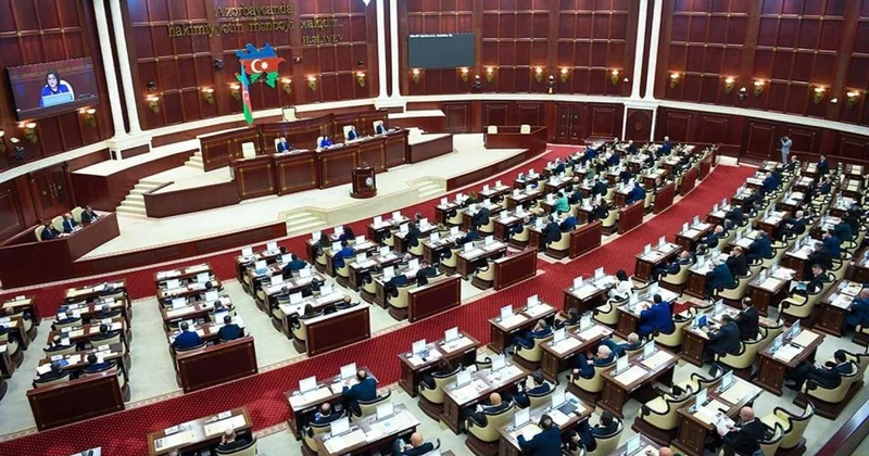 Əmək Məcəlləsi təkmilləşdirilir 457 dəyişiklik olacaq