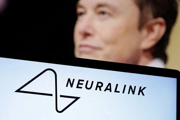 Neuralink implantı üçüncü insanının beyninə qoyuldu