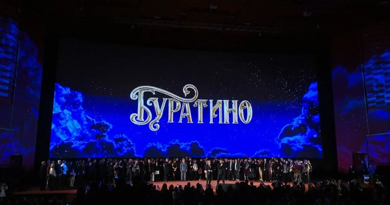 Filmin kassa gəlirləri 2 milyardı keçdi