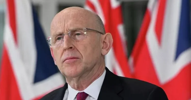 Putin də Maduro kimi həbs ediləcək? Britaniyalı nazir açıqladı