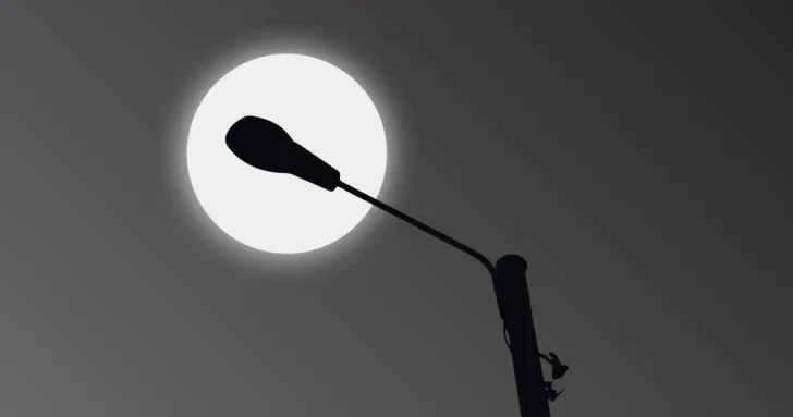 Два года без света: дорога к школе в Масазыре остается во тьме