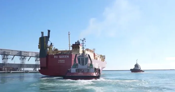 Türkiyənin yardım gəmisi Sudana yola salındı