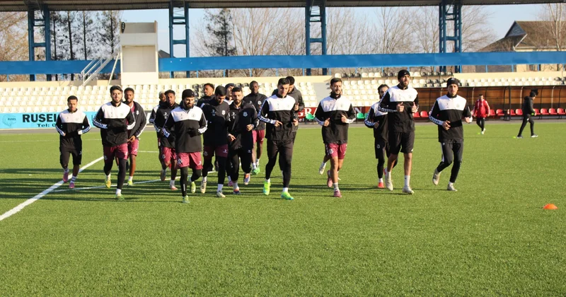 “Karvan Yevlax” mövsümün ikinci yarısı ərəfəsində heyətini gücləndirir