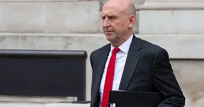 Британский министр хотел бы похитить Путина Minval Politika