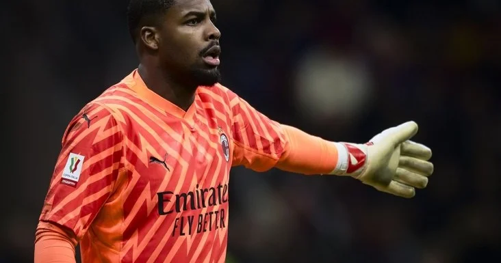 Milan Fransa millisinin üzvünü buraxmaq istəmir