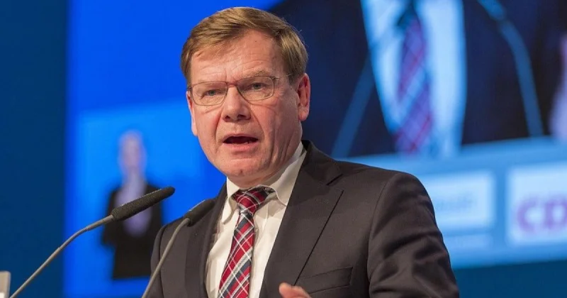 Almaniya Arktikanın təhlükəsizliyinə töhfə verməyə hazır olduğunu açıqlayıb