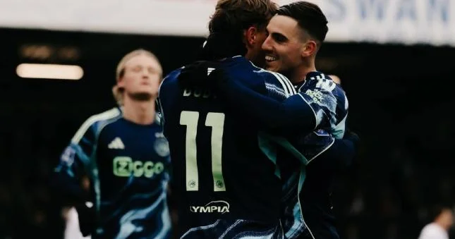 Ayaks autsayderə qarşı çətin qələbə qazandı