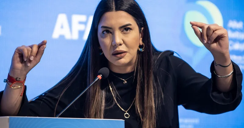 Fulya Öztürkdən Hadisəyə hadisə kimi SÖZLƏR KONKRET