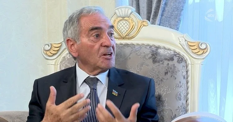 Pulum çoxdur, araq içməkdə cavan oğlanları böyrü üstə qoyaram Xalq artisti