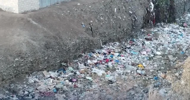 Gəncəçay zibil yatağına çevrilib FOTO