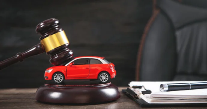 Dünyada cəmi yeddi ədəd olan avtomobil hərraca çıxarılıb FOTOLAR