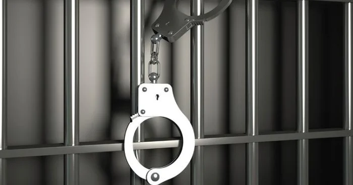 Londonda İran səfirliyinə hücum edənlər həbs olunub