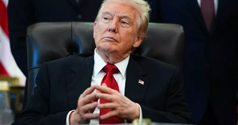 NYT: Трамп рассматривает варианты ударов по Ирану