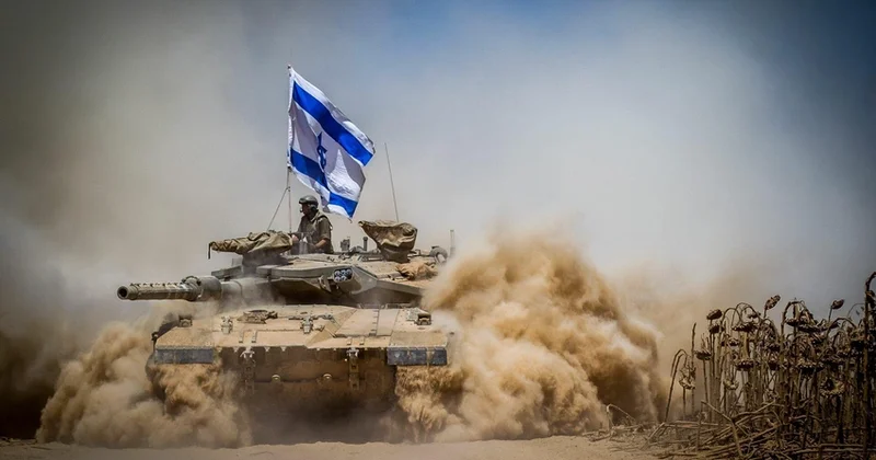 Армия Израиля наносит новые удары по югу Ливана