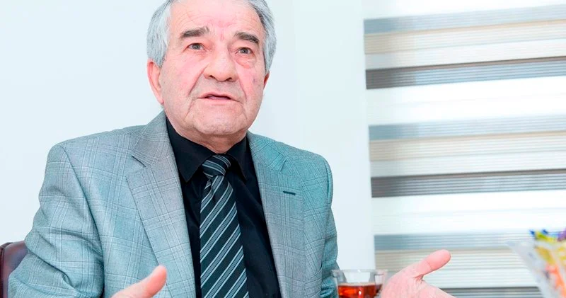 Seyran Səxavət: Yazıçı Anar səhv edir”