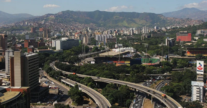 12 neft şirkəti Venesuelada işləmək istəyir Rayt