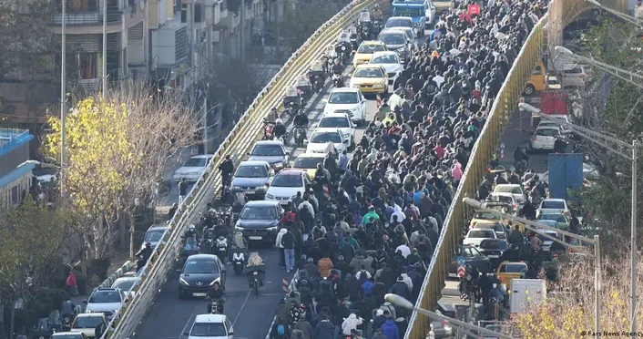 В ходе протестов в Иране погибли восемь бойцов спецназа