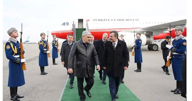 “Bu sənəd iki qardaş xalqı daha sıx birləşdirən tarixi addımdır”