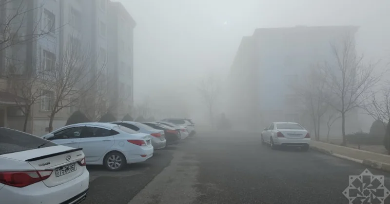 Qatı duman bu yollarda hərəkəti çətinləşdirdi FOTO