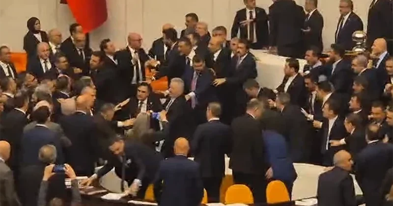Türkiyə parlamentində dava düşdü Video KONKRET
