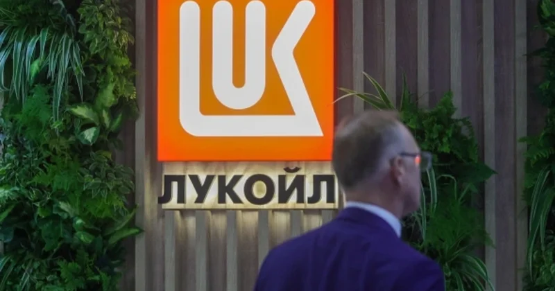 LUKOIL Niderlandda neft emalı zavoduna nəzarəti itirdi