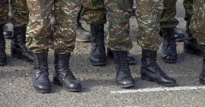 В Армении разрешили не служить в армии за 40 тысяч долларов