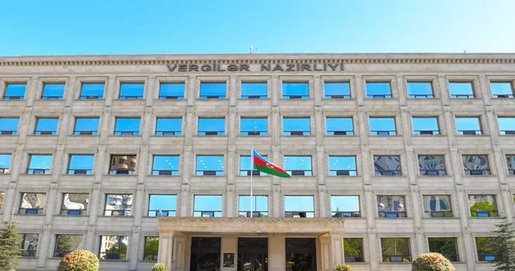 Сегодня в Азербайджане отмечается День работников налоговой службы