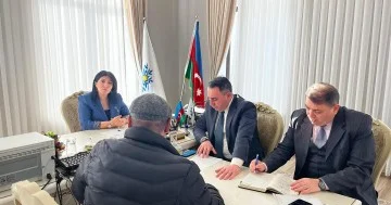 Milli Məclisin deputatı Elnarə Akimova seçicilərlə görüş keçirib