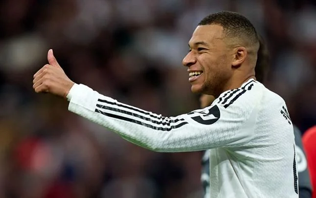 Mbappe Platinini geridə qoydu