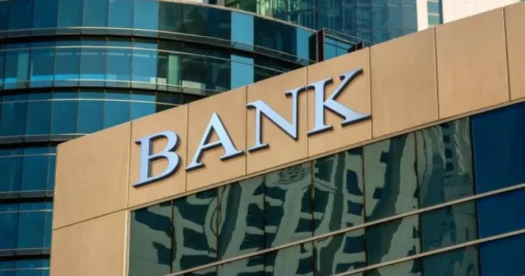 Azərbaycanda iki bank bağlanacaq BOKT lara daha çox müraciət edirlər