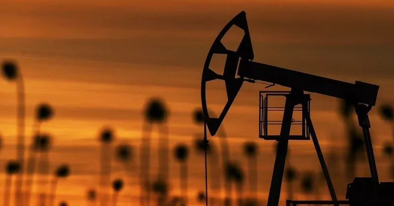 Цены на нефть на мировых рынках падают