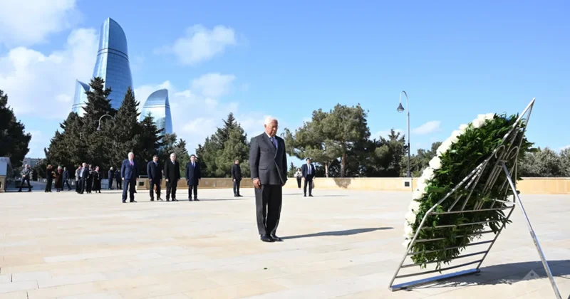 Антониу Кошта почтил в Баку память шехидов
