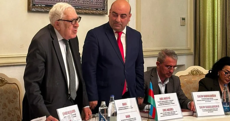Emil Nəsirlinin Prezident kitabının təqdimatı oldu (FOTO)