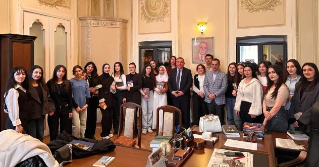 “ “Ulduz”lu görüşlər” bu dəfə “Mütaliə mədəniyyəti”nə həsr olunub FOTOLAR