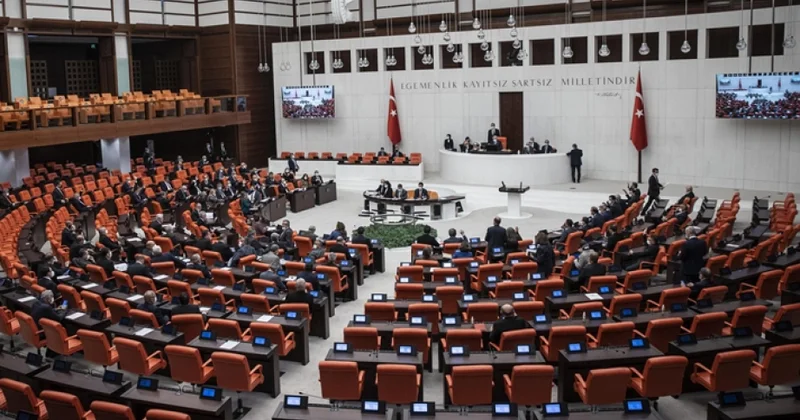 Стенограмму парламентскиx заявлений турецкиx министров по Ирану обнародуют спустя 10 лет