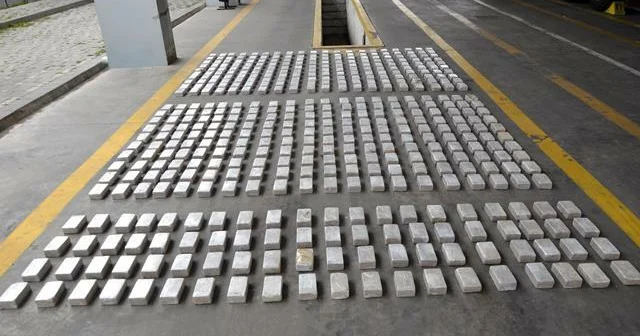 Gəncədə qara bazar da 1,6 milyonluq heroin... Video