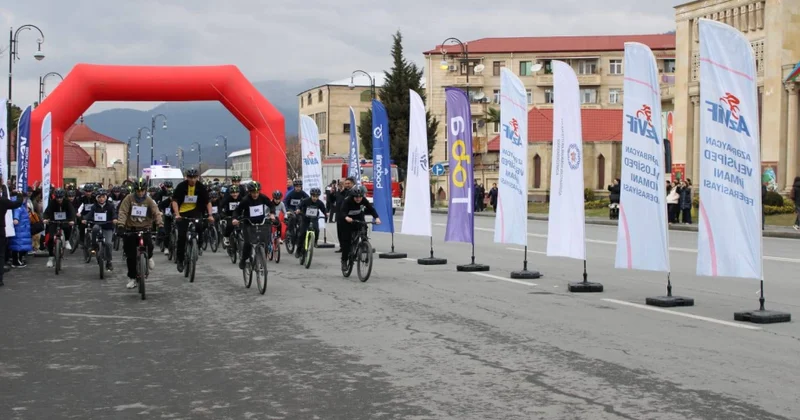 Balakəndə keçirilən velosiped yarışı turnirində 200 məktəbli mübarizə aparıb