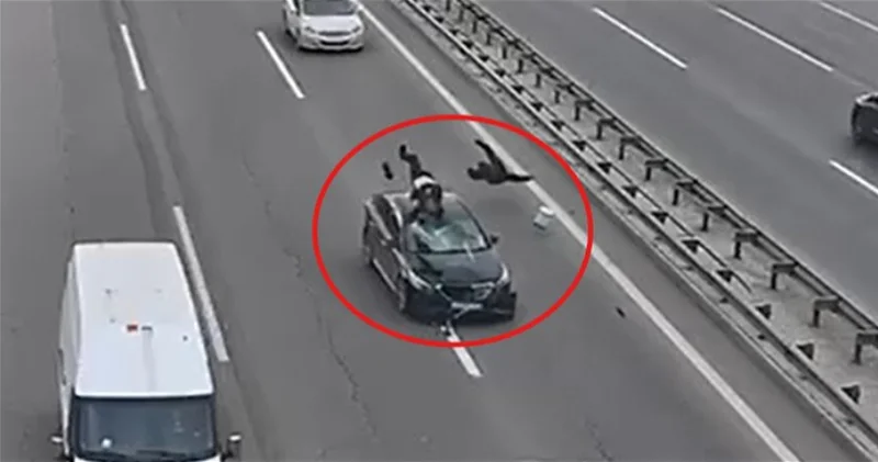 На Аэропортовском шоссе сбиты два пешехода ВИДЕО