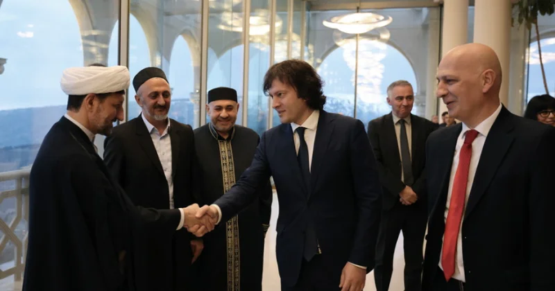 Премьер министр Грузии дал ифтар для мусульманской общины