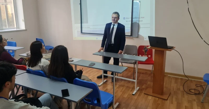 Beynəlxalq maliyyə bazarlarında risklərin idarə olunması mexanizmi BDU da ustad dərsi