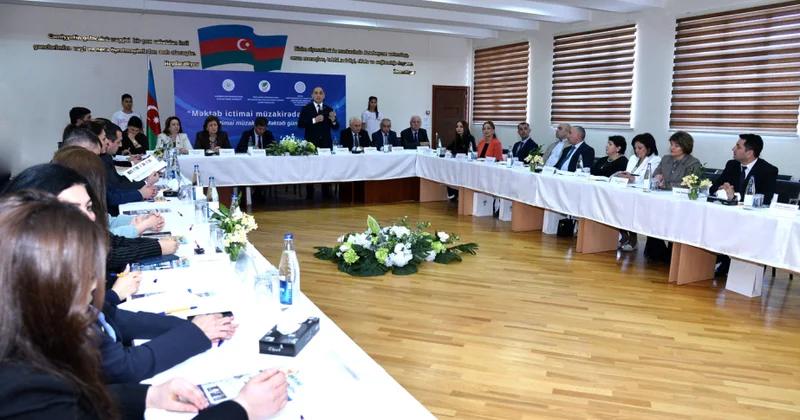 Paytaxt məktəbində ictimai dialoq və maarifləndirici təşəbbüslər