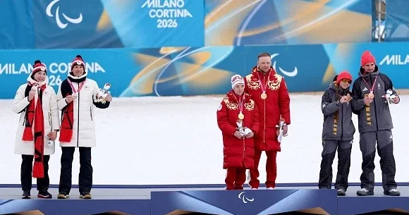 Чехи отказались от фото с россиянами на пьедестале после победы Багиян