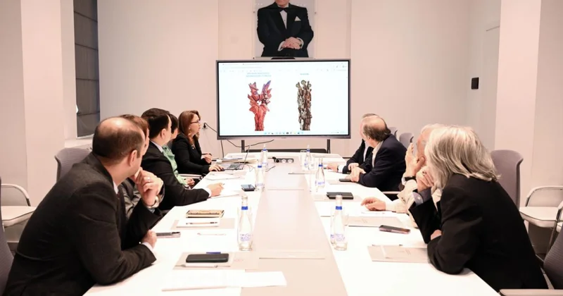 Təsviri və dekorativ tətbiqi sənət əsərləri üzrə Ekspert komissiyasının üzvləri ilə görüş təşkil edilib