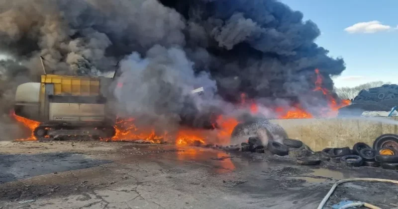 Пожар в Польше: власти призывают закрывать окна и не травиться