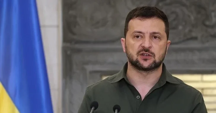 Зеленский заявил о поддержке пасхального перемирия и готовности к зеркальным действиям