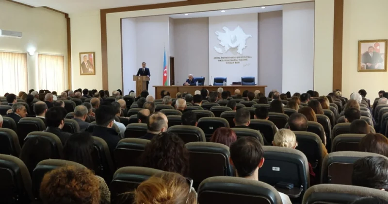 İnşaatçılar Günü olunub