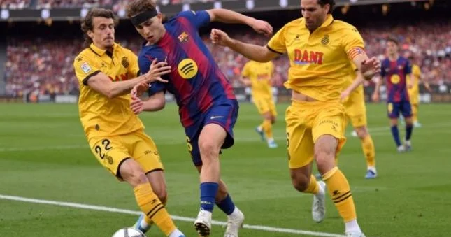 Torres dubl etdi, Barselona qələbə qazandı