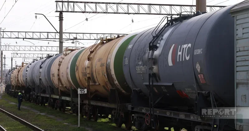 Азербайджан сегодня отправит в Армению около 900 тонн дизтоплива